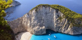 top 10 best places to visit in greece